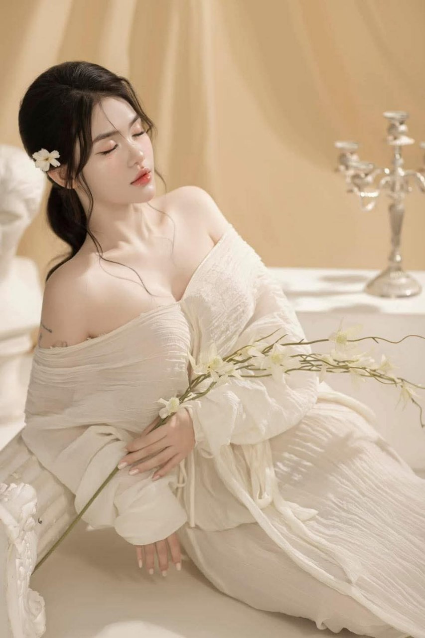 Ngày 13 tháng 7 năm 2023_36E nữ sinh ở đây_2